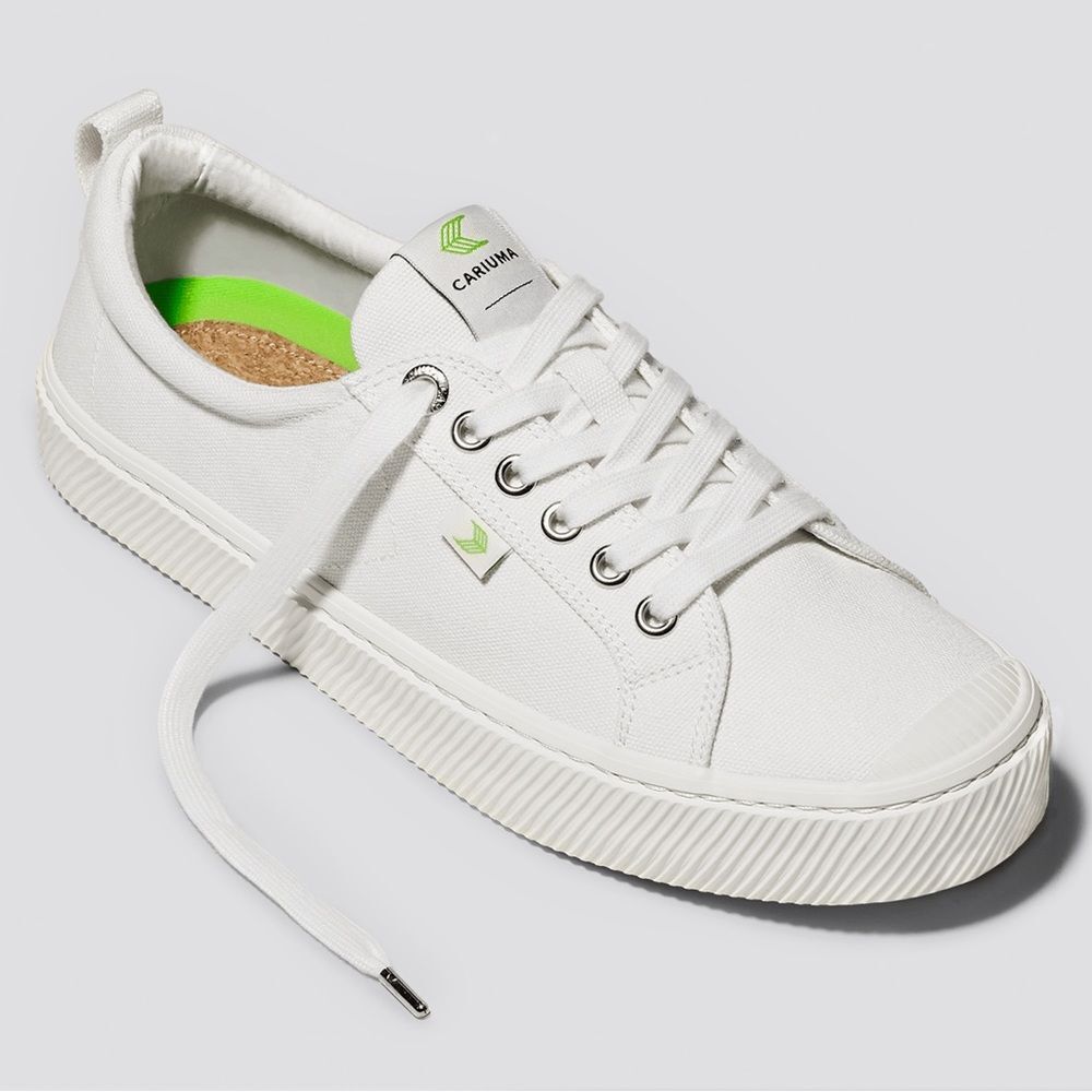CARIUMA Off-White Canvas OCA LOW Women’s Size US8